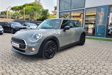 MINI One 1.5 BENZINA 75CV Neopatentati